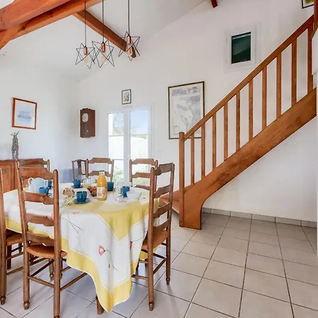 En Re, Maison Avec Jardin Pour 7 بيت للعطل *