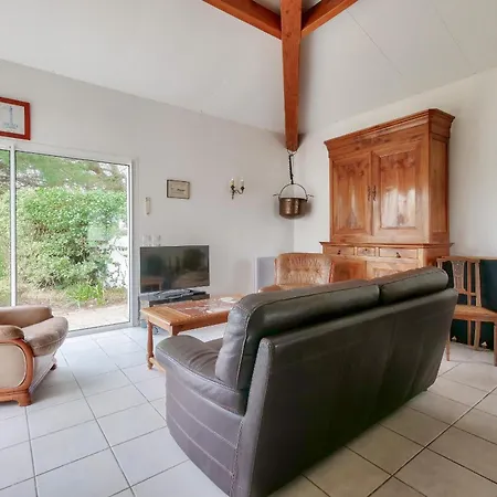 Hébergement de vacances En Ré, Maison Avec Jardin Pour 7 Les Portes-en-Re
