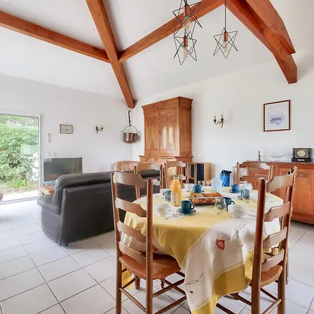 En Ré, Maison Avec Jardin Pour 7 Hébergement de vacances